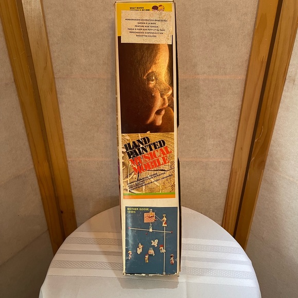 VINTAGE Mother Goose Hand Painted Musical Crib Mobile IRMI M815 Wooden WORKS - Picture 2 of 3